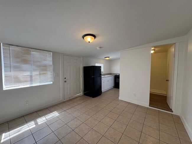 Foto del edificio - Nice studio with new cabinets and granite ...