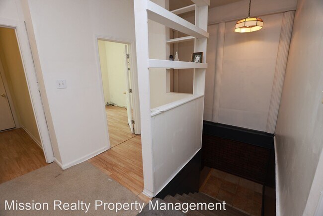 Building Photo - 3 br, 1.5 bath House - 823 Mosby St Apartm...