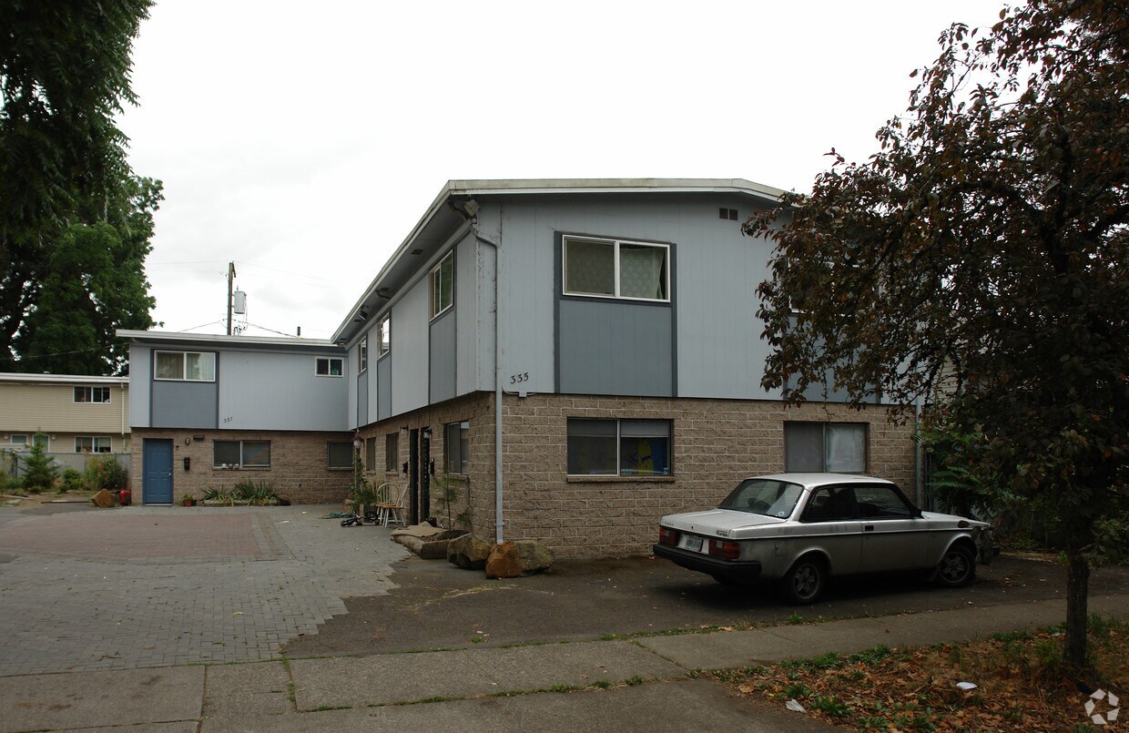 Foto del edificio - 335 D St