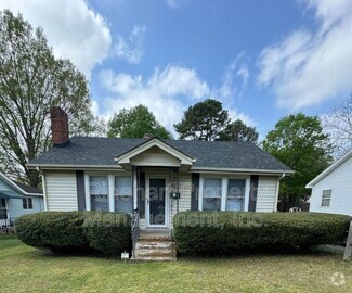 Building Photo - 422 S Jones Ave