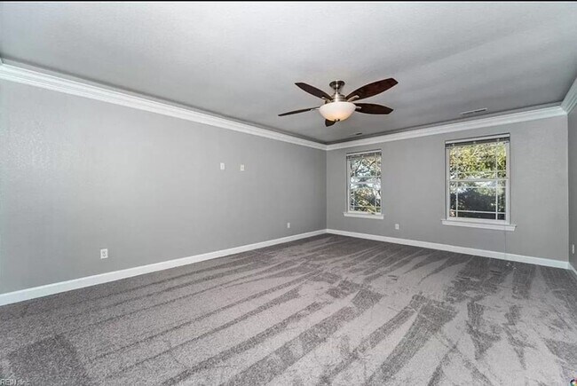 Foto del edificio - Willoughby Beach