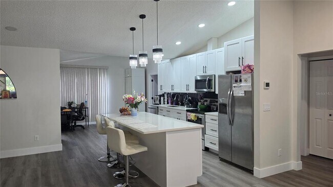 Foto del edificio - 8504 Yearling Ln
