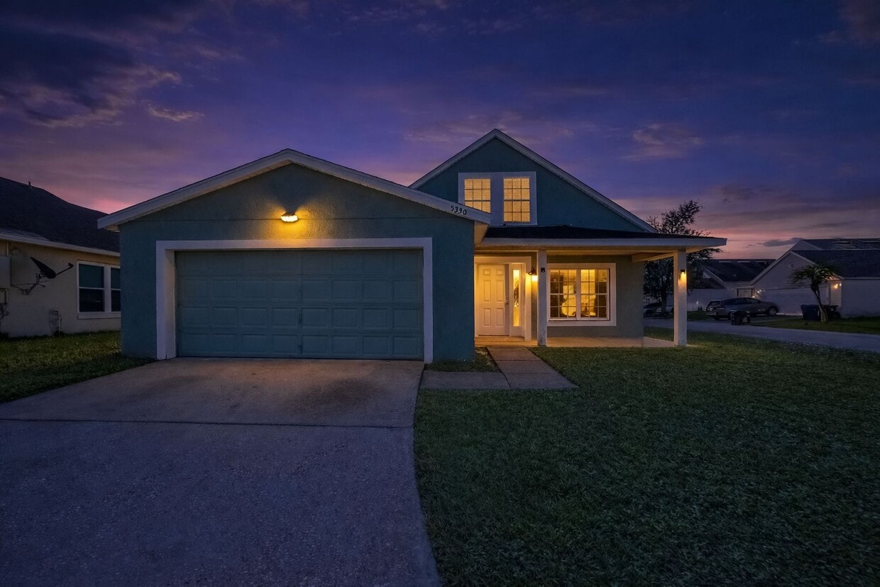 MUST SEE!! Huge 4 Bedroom / 2 Bath Single Family Home For Rent - SECTION EIGHT ACCEPTED - Huge 4 Bedroom / 2 Bath Single Family Home...