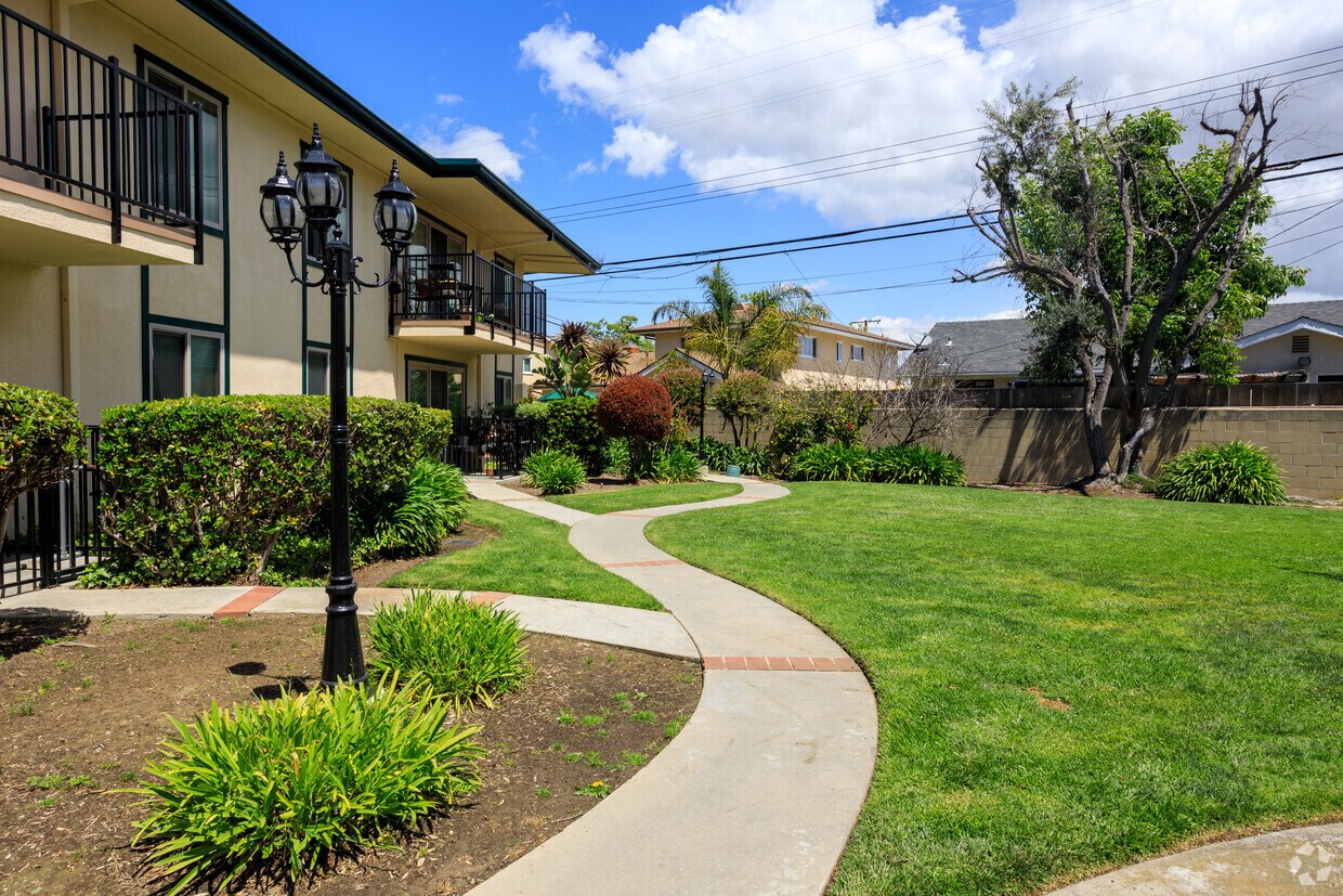Camino De Oro Apartments in Torrance, CA Westside Rentals