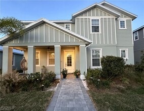 Building Photo - 42203 Hammock Ln