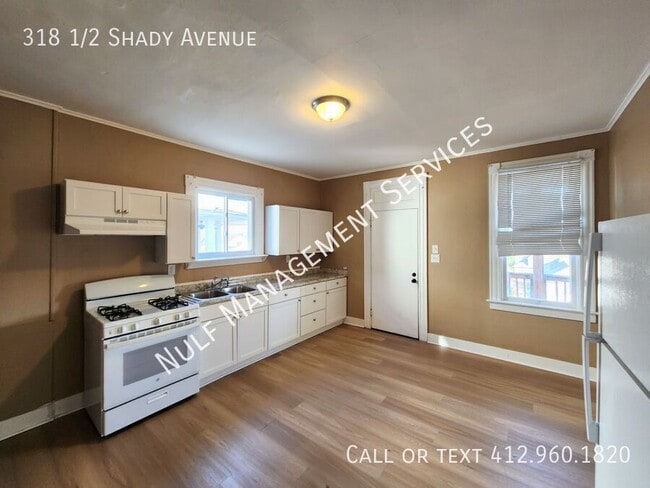 Building Photo - 318 1/2 Shady Avenue-