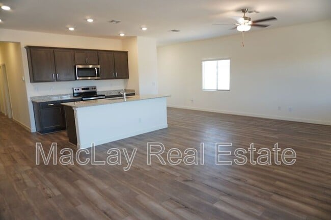 Foto del edificio - 659 N Crowned Dove Trail