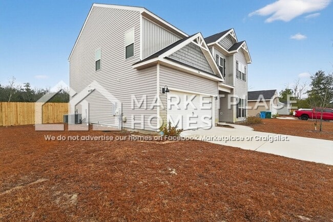 Foto del edificio - 194 Gavin Wy