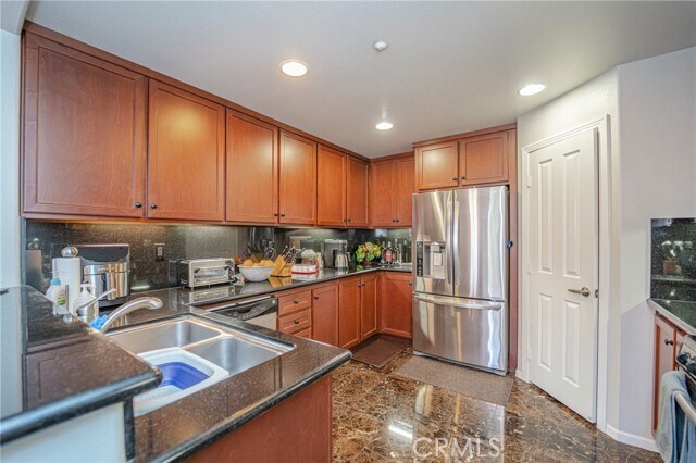 Building Photo - 12444 Benton Dr