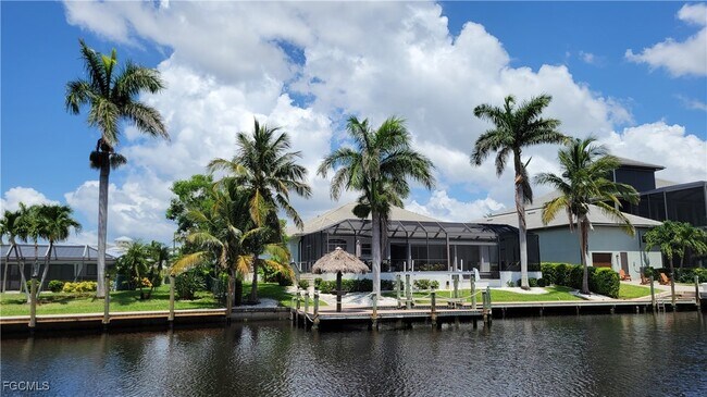 Building Photo - 5638 Riverside Dr