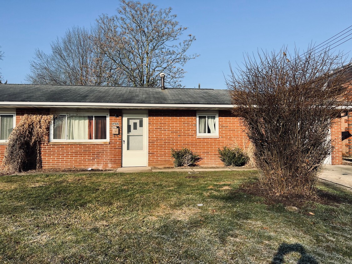 Primary Photo - 3432 Bailey Rd