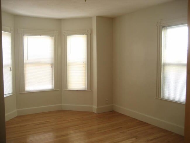 Photo - 190 Highland St Apartment