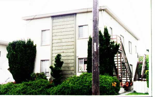 Building Photo - 2329 Maricopa Ave