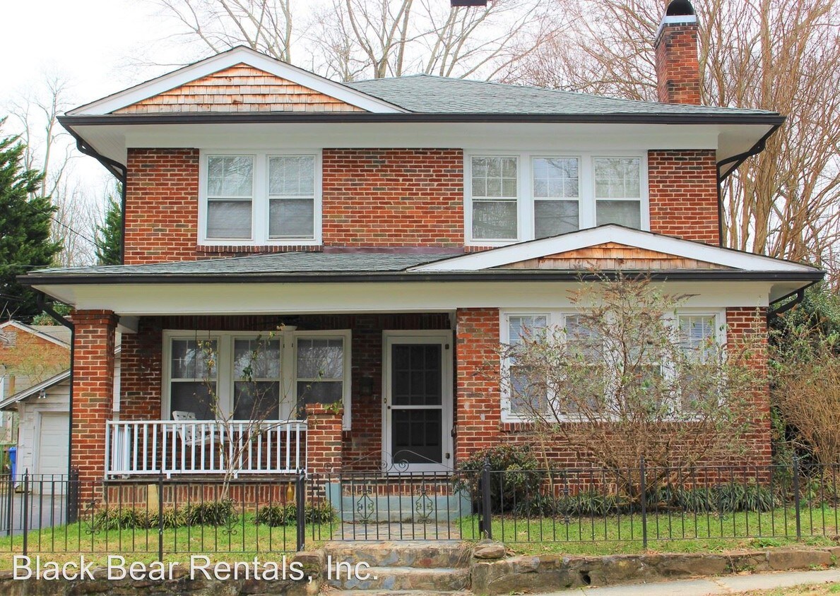 Primary Photo - 4 br, 2 bath House - 36 Elizabeth Street