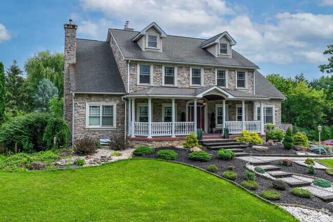Large single homes are abundant in Nazareth.