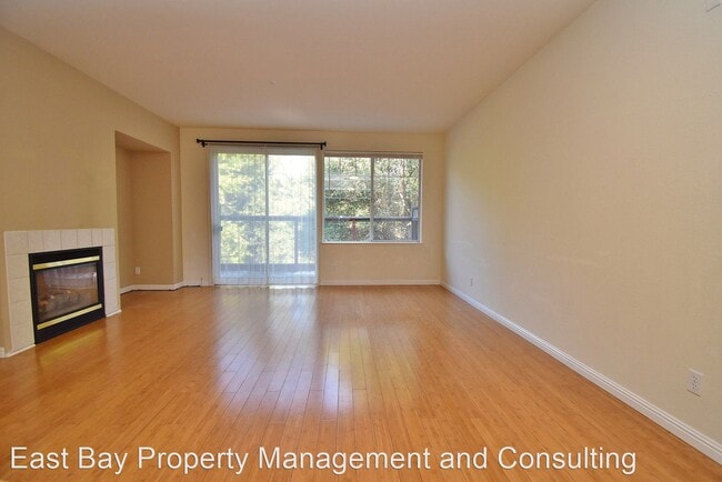 Building Photo - 2 br, 2.5 bath House - 22950 Canyon Terrac...