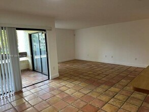 Building Photo - 8860 SW 123rd Ct