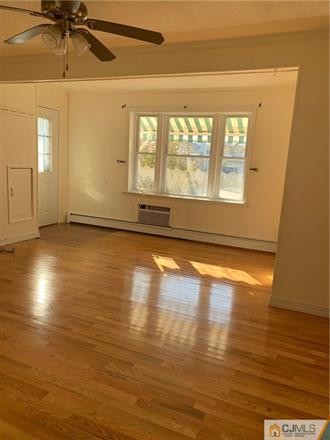 Building Photo - 280 Shoreland Cir