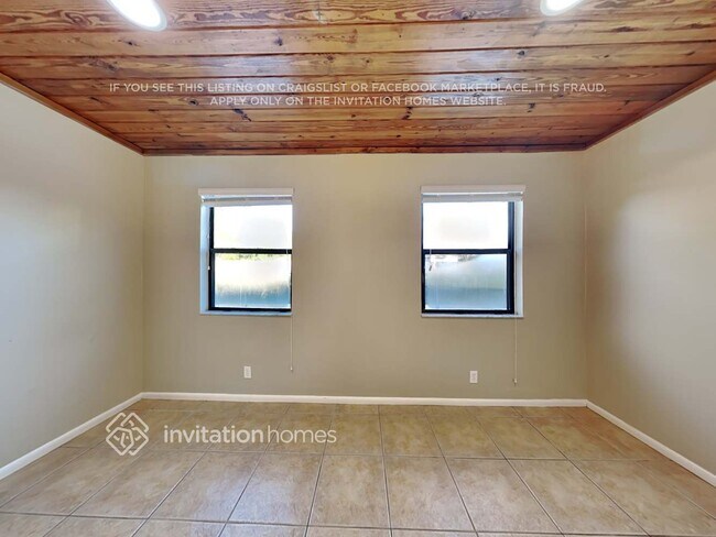 Foto del edificio - 11869 Birch St