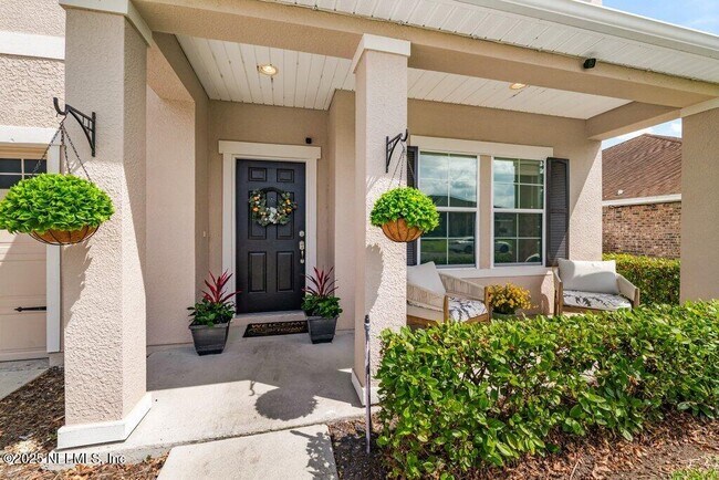 Building Photo - 3149 Silverado Cir