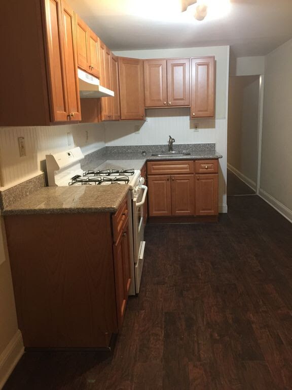 Foto del edificio - Great Home! New Kitchen with Granite Counters! Large Living Room!