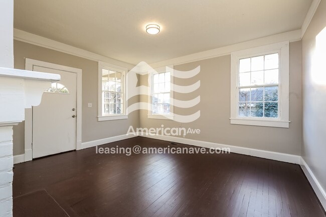 Building Photo - 30 Smythe St