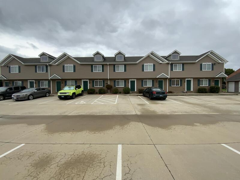 704 Fountain View Dr, Mascoutah, IL 62258 Condo for Rent in Mascoutah
