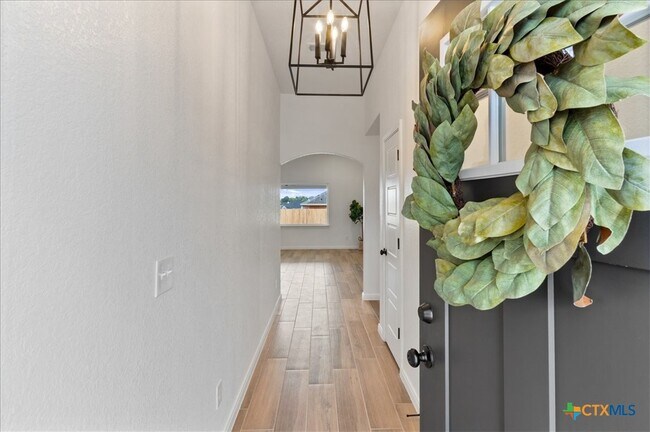 Building Photo - 6019 Catania Rd