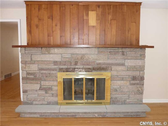 Building Photo - 111 Homewood Dr