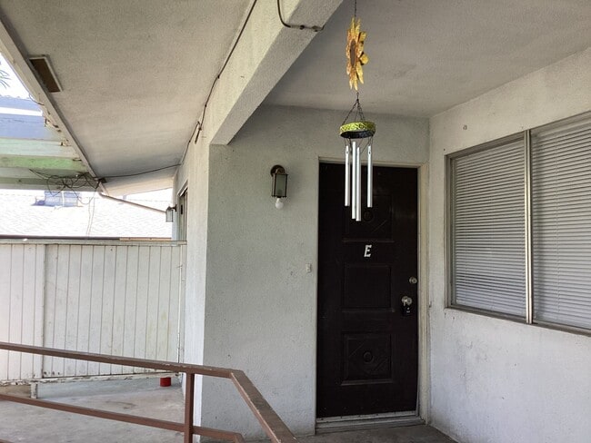 Foto del edificio - 1414 W Vassar Ave