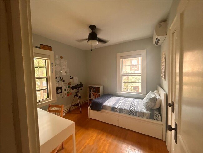 Foto del edificio - 749 Fairmount Ave