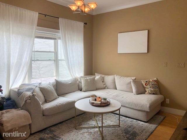 Building Photo - 2 br, 1 bath Condo - 108 I St # 2