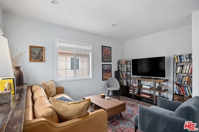 Foto del edificio - 3836 Seneca Ave