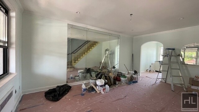 Foto del edificio - 549 E 49th St