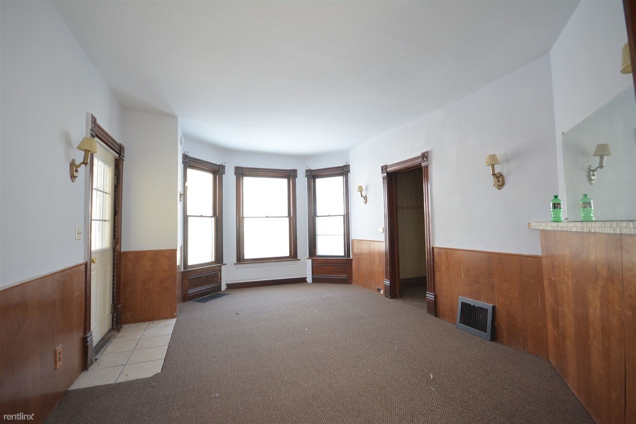 1 br, 1 bath - 137 Park St 2 - 1 br, 1 bath  - 137 Park St 2