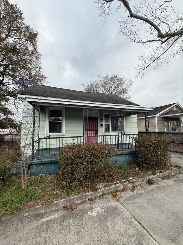 Primary Photo - Downtown Wilmington - 3 Bedroom House