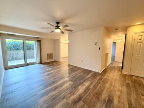 Building Photo - 20 Silverwood Cir