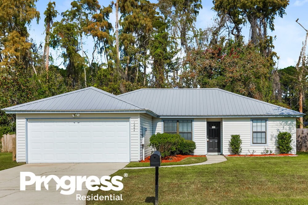 Foto principal - 1664 Tall Timber Dr