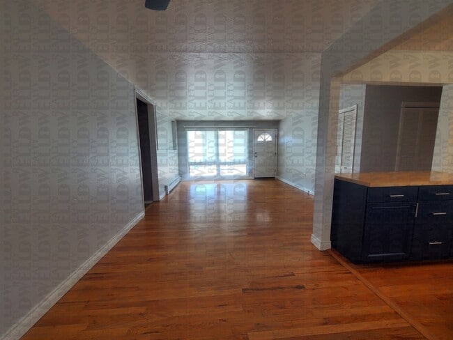 Building Photo - 4613 N Weber St