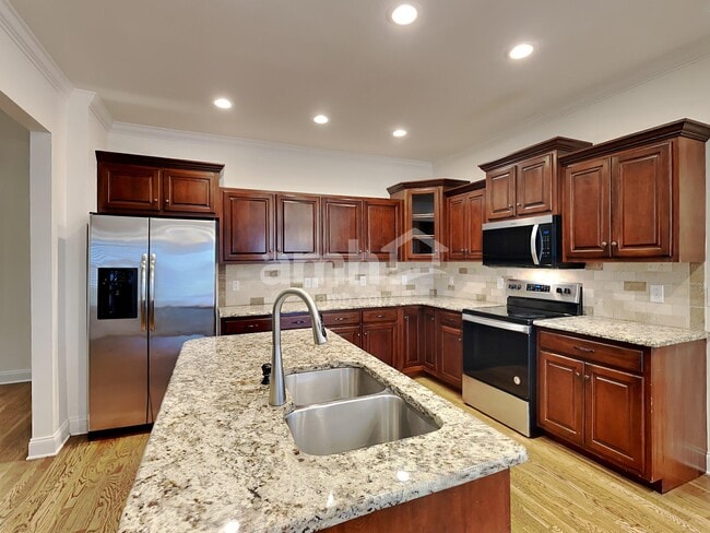 Foto del edificio - 1030 Spring Creek Dr