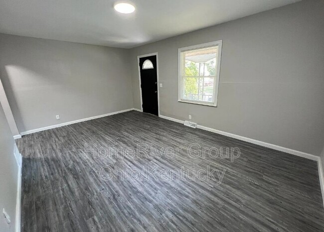 Building Photo - 7363 Clovernook Ave