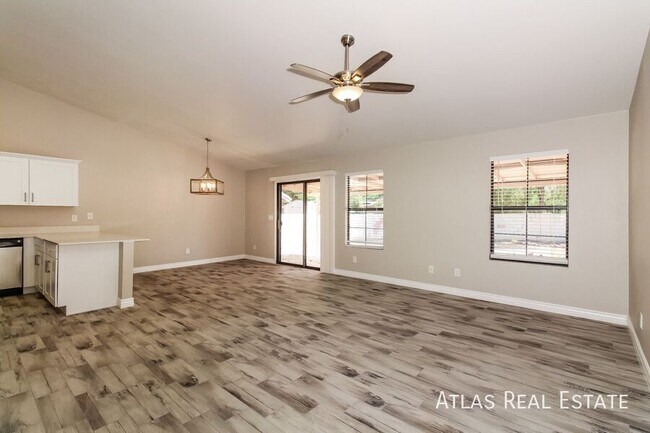 Foto del edificio - 8009 S Carbury Way
