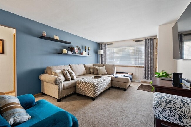 Building Photo - 5506 W Oklahoma Ave