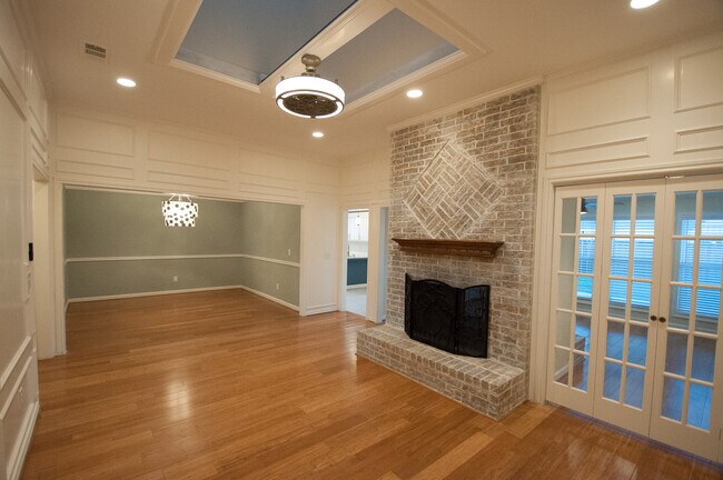 Building Photo - 3501 Sailmaker Ln