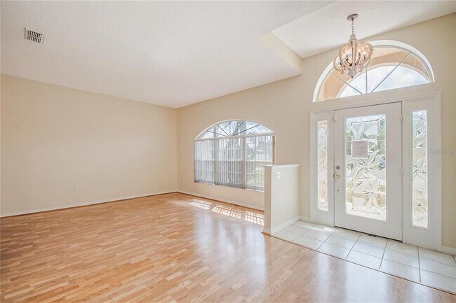 Building Photo - 603 Pinehurst Ct