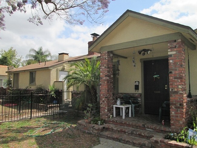 Foto del edificio - 5660-5706 Linden Ave