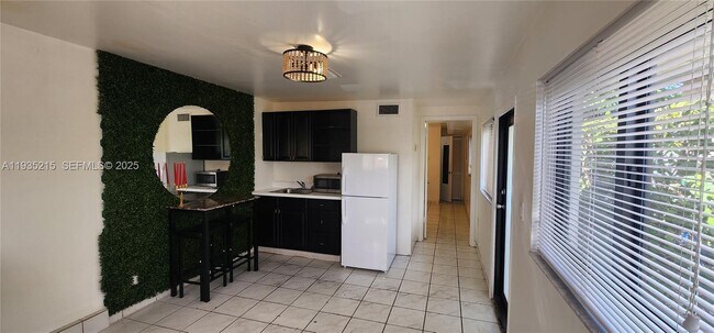 Foto del edificio - 6455 SW 33rd St