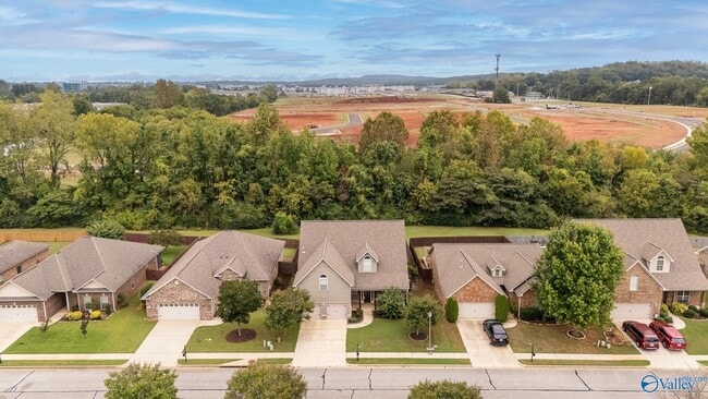 Building Photo - 110 Wolf Creek Trail SW