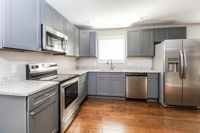 Building Photo - 505 Sycamore Br Rd