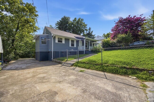Foto del edificio - 3826 Kingwood Cir